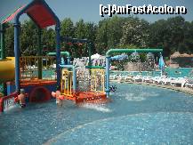 [P04] piscina copiilor » foto by danette*
 - 
<span class="allrVoted glyphicon glyphicon-heart hidden" id="av341413"></span>
<a class="m-l-10 hidden" id="sv341413" onclick="voting_Foto_DelVot(,341413,630)" role="button">șterge vot <span class="glyphicon glyphicon-remove"></span></a>
<a id="v9341413" class=" c-red"  onclick="voting_Foto_SetVot(341413)" role="button"><span class="glyphicon glyphicon-heart-empty"></span> <b>LIKE</b> = Votează poza</a> <img class="hidden"  id="f341413W9" src="/imagini/loader.gif" border="0" /><span class="AjErrMes hidden" id="e341413ErM"></span>