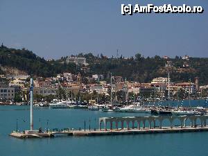 [P07] Zante Town » foto by Quasimodo
 - 
<span class="allrVoted glyphicon glyphicon-heart hidden" id="av450874"></span>
<a class="m-l-10 hidden" id="sv450874" onclick="voting_Foto_DelVot(,450874,640)" role="button">șterge vot <span class="glyphicon glyphicon-remove"></span></a>
<a id="v9450874" class=" c-red"  onclick="voting_Foto_SetVot(450874)" role="button"><span class="glyphicon glyphicon-heart-empty"></span> <b>LIKE</b> = Votează poza</a> <img class="hidden"  id="f450874W9" src="/imagini/loader.gif" border="0" /><span class="AjErrMes hidden" id="e450874ErM"></span>