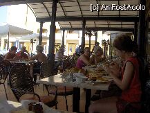 [P08] terasa restaurantului » foto by tudor
 - 
<span class="allrVoted glyphicon glyphicon-heart hidden" id="av1440"></span>
<a class="m-l-10 hidden" id="sv1440" onclick="voting_Foto_DelVot(,1440,649)" role="button">șterge vot <span class="glyphicon glyphicon-remove"></span></a>
<a id="v91440" class=" c-red"  onclick="voting_Foto_SetVot(1440)" role="button"><span class="glyphicon glyphicon-heart-empty"></span> <b>LIKE</b> = Votează poza</a> <img class="hidden"  id="f1440W9" src="/imagini/loader.gif" border="0" /><span class="AjErrMes hidden" id="e1440ErM"></span>