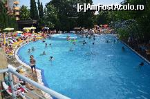 [P10] Nisipurile de Aur, Hotel Excelsior, piscina » foto by unq
 - 
<span class="allrVoted glyphicon glyphicon-heart hidden" id="av497107"></span>
<a class="m-l-10 hidden" id="sv497107" onclick="voting_Foto_DelVot(,497107,650)" role="button">șterge vot <span class="glyphicon glyphicon-remove"></span></a>
<a id="v9497107" class=" c-red"  onclick="voting_Foto_SetVot(497107)" role="button"><span class="glyphicon glyphicon-heart-empty"></span> <b>LIKE</b> = Votează poza</a> <img class="hidden"  id="f497107W9" src="/imagini/loader.gif" border="0" /><span class="AjErrMes hidden" id="e497107ErM"></span>