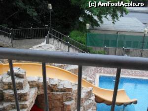 [P04] Era o piscina micuta cu topogan cu apa pentru copii. Cand am fost noi nu era folosita. Dar poate ii dau drumu.  » foto by Lexy
 - 
<span class="allrVoted glyphicon glyphicon-heart hidden" id="av632571"></span>
<a class="m-l-10 hidden" id="sv632571" onclick="voting_Foto_DelVot(,632571,662)" role="button">șterge vot <span class="glyphicon glyphicon-remove"></span></a>
<a id="v9632571" class=" c-red"  onclick="voting_Foto_SetVot(632571)" role="button"><span class="glyphicon glyphicon-heart-empty"></span> <b>LIKE</b> = Votează poza</a> <img class="hidden"  id="f632571W9" src="/imagini/loader.gif" border="0" /><span class="AjErrMes hidden" id="e632571ErM"></span>