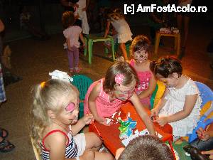 [P03] Kids party » foto by JonyIasi
 - 
<span class="allrVoted glyphicon glyphicon-heart hidden" id="av462999"></span>
<a class="m-l-10 hidden" id="sv462999" onclick="voting_Foto_DelVot(,462999,662)" role="button">șterge vot <span class="glyphicon glyphicon-remove"></span></a>
<a id="v9462999" class=" c-red"  onclick="voting_Foto_SetVot(462999)" role="button"><span class="glyphicon glyphicon-heart-empty"></span> <b>LIKE</b> = Votează poza</a> <img class="hidden"  id="f462999W9" src="/imagini/loader.gif" border="0" /><span class="AjErrMes hidden" id="e462999ErM"></span>