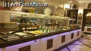 [P60] Gural Premier Belek - prin restaurantul principal » foto by nicole33
 - 
<span class="allrVoted glyphicon glyphicon-heart hidden" id="av1135779"></span>
<a class="m-l-10 hidden" id="sv1135779" onclick="voting_Foto_DelVot(,1135779,74)" role="button">șterge vot <span class="glyphicon glyphicon-remove"></span></a>
<a id="v91135779" class=" c-red"  onclick="voting_Foto_SetVot(1135779)" role="button"><span class="glyphicon glyphicon-heart-empty"></span> <b>LIKE</b> = Votează poza</a> <img class="hidden"  id="f1135779W9" src="/imagini/loader.gif" border="0" /><span class="AjErrMes hidden" id="e1135779ErM"></span>