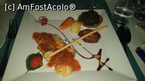 [P24] restaurant a la carte » foto by ioana1976
 - 
<span class="allrVoted glyphicon glyphicon-heart hidden" id="av789516"></span>
<a class="m-l-10 hidden" id="sv789516" onclick="voting_Foto_DelVot(,789516,74)" role="button">șterge vot <span class="glyphicon glyphicon-remove"></span></a>
<a id="v9789516" class=" c-red"  onclick="voting_Foto_SetVot(789516)" role="button"><span class="glyphicon glyphicon-heart-empty"></span> <b>LIKE</b> = Votează poza</a> <img class="hidden"  id="f789516W9" src="/imagini/loader.gif" border="0" /><span class="AjErrMes hidden" id="e789516ErM"></span>