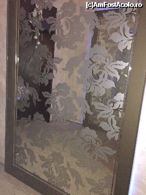 [P22] oglinzile erau fascinante la iaki » foto by Dan&Ema
 - 
<span class="allrVoted glyphicon glyphicon-heart hidden" id="av700015"></span>
<a class="m-l-10 hidden" id="sv700015" onclick="voting_Foto_DelVot(,700015,768)" role="button">șterge vot <span class="glyphicon glyphicon-remove"></span></a>
<a id="v9700015" class=" c-red"  onclick="voting_Foto_SetVot(700015)" role="button"><span class="glyphicon glyphicon-heart-empty"></span> <b>LIKE</b> = Votează poza</a> <img class="hidden"  id="f700015W9" src="/imagini/loader.gif" border="0" /><span class="AjErrMes hidden" id="e700015ErM"></span>