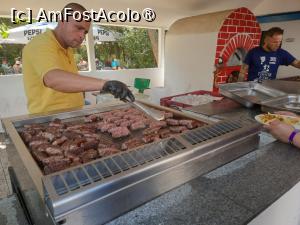 [P47] Hotel Majestic Mamaia - la grătar » foto by nicole33
 - 
<span class="allrVoted glyphicon glyphicon-heart hidden" id="av1511842"></span>
<a class="m-l-10 hidden" id="sv1511842" onclick="voting_Foto_DelVot(,1511842,782)" role="button">șterge vot <span class="glyphicon glyphicon-remove"></span></a>
<a id="v91511842" class=" c-red"  onclick="voting_Foto_SetVot(1511842)" role="button"><span class="glyphicon glyphicon-heart-empty"></span> <b>LIKE</b> = Votează poza</a> <img class="hidden"  id="f1511842W9" src="/imagini/loader.gif" border="0" /><span class="AjErrMes hidden" id="e1511842ErM"></span>