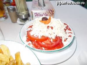 [P16] salata de rosii cu telemea » foto by alyna_oradea
 - 
<span class="allrVoted glyphicon glyphicon-heart hidden" id="av671308"></span>
<a class="m-l-10 hidden" id="sv671308" onclick="voting_Foto_DelVot(,671308,786)" role="button">șterge vot <span class="glyphicon glyphicon-remove"></span></a>
<a id="v9671308" class=" c-red"  onclick="voting_Foto_SetVot(671308)" role="button"><span class="glyphicon glyphicon-heart-empty"></span> <b>LIKE</b> = Votează poza</a> <img class="hidden"  id="f671308W9" src="/imagini/loader.gif" border="0" /><span class="AjErrMes hidden" id="e671308ErM"></span>