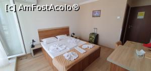 [P02] Camera Grand Hotel Astoria » foto by aurelian14
 - 
<span class="allrVoted glyphicon glyphicon-heart hidden" id="av1180825"></span>
<a class="m-l-10 hidden" id="sv1180825" onclick="voting_Foto_DelVot(,1180825,787)" role="button">șterge vot <span class="glyphicon glyphicon-remove"></span></a>
<a id="v91180825" class=" c-red"  onclick="voting_Foto_SetVot(1180825)" role="button"><span class="glyphicon glyphicon-heart-empty"></span> <b>LIKE</b> = Votează poza</a> <img class="hidden"  id="f1180825W9" src="/imagini/loader.gif" border="0" /><span class="AjErrMes hidden" id="e1180825ErM"></span>