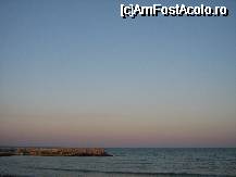[P04] O parte din faleza si marea pe inserat » foto by ancabanu
 - 
<span class="allrVoted glyphicon glyphicon-heart hidden" id="av40663"></span>
<a class="m-l-10 hidden" id="sv40663" onclick="voting_Foto_DelVot(,40663,801)" role="button">șterge vot <span class="glyphicon glyphicon-remove"></span></a>
<a id="v940663" class=" c-red"  onclick="voting_Foto_SetVot(40663)" role="button"><span class="glyphicon glyphicon-heart-empty"></span> <b>LIKE</b> = Votează poza</a> <img class="hidden"  id="f40663W9" src="/imagini/loader.gif" border="0" /><span class="AjErrMes hidden" id="e40663ErM"></span>