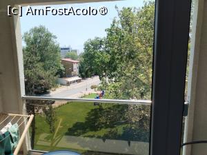 [P39] Balconul ziua si vederea din el » foto by Teodor17
 - 
<span class="allrVoted glyphicon glyphicon-heart hidden" id="av1531809"></span>
<a class="m-l-10 hidden" id="sv1531809" onclick="voting_Foto_DelVot(,1531809,820)" role="button">șterge vot <span class="glyphicon glyphicon-remove"></span></a>
<a id="v91531809" class=" c-red"  onclick="voting_Foto_SetVot(1531809)" role="button"><span class="glyphicon glyphicon-heart-empty"></span> <b>LIKE</b> = Votează poza</a> <img class="hidden"  id="f1531809W9" src="/imagini/loader.gif" border="0" /><span class="AjErrMes hidden" id="e1531809ErM"></span>