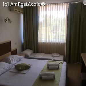 [P03] Hotel Miorița-camera » foto by Yersinia Pestis
 - 
<span class="allrVoted glyphicon glyphicon-heart hidden" id="av1246865"></span>
<a class="m-l-10 hidden" id="sv1246865" onclick="voting_Foto_DelVot(,1246865,828)" role="button">șterge vot <span class="glyphicon glyphicon-remove"></span></a>
<a id="v91246865" class=" c-red"  onclick="voting_Foto_SetVot(1246865)" role="button"><span class="glyphicon glyphicon-heart-empty"></span> <b>LIKE</b> = Votează poza</a> <img class="hidden"  id="f1246865W9" src="/imagini/loader.gif" border="0" /><span class="AjErrMes hidden" id="e1246865ErM"></span>