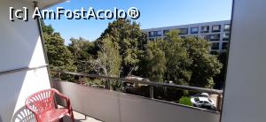 [P06] Balconul, în față se vede Hotel Agora » foto by Rofri
 - 
<span class="allrVoted glyphicon glyphicon-heart hidden" id="av1250683"></span>
<a class="m-l-10 hidden" id="sv1250683" onclick="voting_Foto_DelVot(,1250683,828)" role="button">șterge vot <span class="glyphicon glyphicon-remove"></span></a>
<a id="v91250683" class=" c-red"  onclick="voting_Foto_SetVot(1250683)" role="button"><span class="glyphicon glyphicon-heart-empty"></span> <b>LIKE</b> = Votează poza</a> <img class="hidden"  id="f1250683W9" src="/imagini/loader.gif" border="0" /><span class="AjErrMes hidden" id="e1250683ErM"></span>