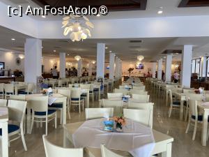 [P30] Mera Resort Venus - interior restaurant » foto by nicole33
 - 
<span class="allrVoted glyphicon glyphicon-heart hidden" id="av1529446"></span>
<a class="m-l-10 hidden" id="sv1529446" onclick="voting_Foto_DelVot(,1529446,846)" role="button">șterge vot <span class="glyphicon glyphicon-remove"></span></a>
<a id="v91529446" class=" c-red"  onclick="voting_Foto_SetVot(1529446)" role="button"><span class="glyphicon glyphicon-heart-empty"></span> <b>LIKE</b> = Votează poza</a> <img class="hidden"  id="f1529446W9" src="/imagini/loader.gif" border="0" /><span class="AjErrMes hidden" id="e1529446ErM"></span>