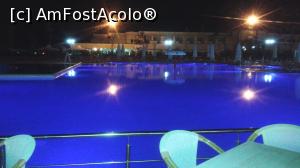 [P03] Piscina mare; cea pentru copii este încălzită » foto by tonya_m702
 - 
<span class="allrVoted glyphicon glyphicon-heart hidden" id="av860289"></span>
<a class="m-l-10 hidden" id="sv860289" onclick="voting_Foto_DelVot(,860289,846)" role="button">șterge vot <span class="glyphicon glyphicon-remove"></span></a>
<a id="v9860289" class=" c-red"  onclick="voting_Foto_SetVot(860289)" role="button"><span class="glyphicon glyphicon-heart-empty"></span> <b>LIKE</b> = Votează poza</a> <img class="hidden"  id="f860289W9" src="/imagini/loader.gif" border="0" /><span class="AjErrMes hidden" id="e860289ErM"></span>