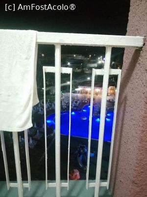 [P18] Balconul si piscina Mera seara » foto by Teodor17
 - 
<span class="allrVoted glyphicon glyphicon-heart hidden" id="av1410879"></span>
<a class="m-l-10 hidden" id="sv1410879" onclick="voting_Foto_DelVot(,1410879,848)" role="button">șterge vot <span class="glyphicon glyphicon-remove"></span></a>
<a id="v91410879" class=" c-red"  onclick="voting_Foto_SetVot(1410879)" role="button"><span class="glyphicon glyphicon-heart-empty"></span> <b>LIKE</b> = Votează poza</a> <img class="hidden"  id="f1410879W9" src="/imagini/loader.gif" border="0" /><span class="AjErrMes hidden" id="e1410879ErM"></span>