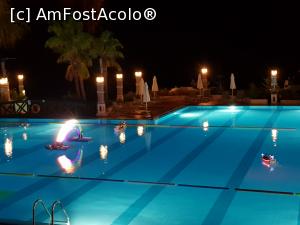 [P67] Liberty Lykia Oludeniz - piscina principală noaptea » foto by nicole33
 - 
<span class="allrVoted glyphicon glyphicon-heart hidden" id="av1206618"></span>
<a class="m-l-10 hidden" id="sv1206618" onclick="voting_Foto_DelVot(,1206618,88)" role="button">șterge vot <span class="glyphicon glyphicon-remove"></span></a>
<a id="v91206618" class=" c-red"  onclick="voting_Foto_SetVot(1206618)" role="button"><span class="glyphicon glyphicon-heart-empty"></span> <b>LIKE</b> = Votează poza</a> <img class="hidden"  id="f1206618W9" src="/imagini/loader.gif" border="0" /><span class="AjErrMes hidden" id="e1206618ErM"></span>