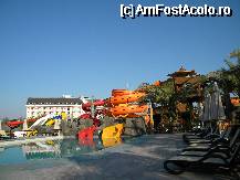 [P05] Aqua park..in prim plan 2 tobogane pentru adulti iar in plan indepartat toboganele pentru copii. » foto by marcy74
 - 
<span class="allrVoted glyphicon glyphicon-heart hidden" id="av69646"></span>
<a class="m-l-10 hidden" id="sv69646" onclick="voting_Foto_DelVot(,69646,880)" role="button">șterge vot <span class="glyphicon glyphicon-remove"></span></a>
<a id="v969646" class=" c-red"  onclick="voting_Foto_SetVot(69646)" role="button"><span class="glyphicon glyphicon-heart-empty"></span> <b>LIKE</b> = Votează poza</a> <img class="hidden"  id="f69646W9" src="/imagini/loader.gif" border="0" /><span class="AjErrMes hidden" id="e69646ErM"></span>