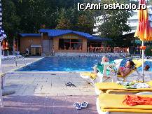 [P20] Piscina pt adulti, care in capat are 2 m adancime » foto by Cris
 - 
<span class="allrVoted glyphicon glyphicon-heart hidden" id="av17181"></span>
<a class="m-l-10 hidden" id="sv17181" onclick="voting_Foto_DelVot(,17181,920)" role="button">șterge vot <span class="glyphicon glyphicon-remove"></span></a>
<a id="v917181" class=" c-red"  onclick="voting_Foto_SetVot(17181)" role="button"><span class="glyphicon glyphicon-heart-empty"></span> <b>LIKE</b> = Votează poza</a> <img class="hidden"  id="f17181W9" src="/imagini/loader.gif" border="0" /><span class="AjErrMes hidden" id="e17181ErM"></span>