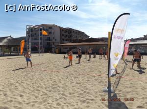 [P14] volei beach » foto by costeldobre
 - 
<span class="allrVoted glyphicon glyphicon-heart hidden" id="av748328"></span>
<a class="m-l-10 hidden" id="sv748328" onclick="voting_Foto_DelVot(,748328,935)" role="button">șterge vot <span class="glyphicon glyphicon-remove"></span></a>
<a id="v9748328" class=" c-red"  onclick="voting_Foto_SetVot(748328)" role="button"><span class="glyphicon glyphicon-heart-empty"></span> <b>LIKE</b> = Votează poza</a> <img class="hidden"  id="f748328W9" src="/imagini/loader.gif" border="0" /><span class="AjErrMes hidden" id="e748328ErM"></span>