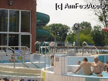 [P01] zona aquapark; in clt se vad cele doua tobogane, unul care 'da' intr-un bazin exterior si unul prin care ajungi in zona acoperita, in unul din bazinele de acolo. » foto by tm67bru
 - 
<span class="allrVoted glyphicon glyphicon-heart hidden" id="av2269"></span>
<a class="m-l-10 hidden" id="sv2269" onclick="voting_Foto_DelVot(,2269,944)" role="button">șterge vot <span class="glyphicon glyphicon-remove"></span></a>
<a id="v92269" class=" c-red"  onclick="voting_Foto_SetVot(2269)" role="button"><span class="glyphicon glyphicon-heart-empty"></span> <b>LIKE</b> = Votează poza</a> <img class="hidden"  id="f2269W9" src="/imagini/loader.gif" border="0" /><span class="AjErrMes hidden" id="e2269ErM"></span>