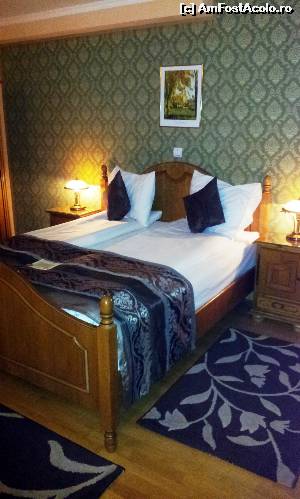 [P03] Hotel Korona Sighisoara » foto by mirmicu
 - 
<span class="allrVoted glyphicon glyphicon-heart hidden" id="av616901"></span>
<a class="m-l-10 hidden" id="sv616901" onclick="voting_Foto_DelVot(,616901,953)" role="button">șterge vot <span class="glyphicon glyphicon-remove"></span></a>
<a id="v9616901" class=" c-red"  onclick="voting_Foto_SetVot(616901)" role="button"><span class="glyphicon glyphicon-heart-empty"></span> <b>LIKE</b> = Votează poza</a> <img class="hidden"  id="f616901W9" src="/imagini/loader.gif" border="0" /><span class="AjErrMes hidden" id="e616901ErM"></span>
