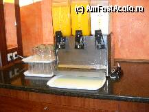 [P23] dozatoarele cu suc si lapte care este rece si foarte gras numai bun pentru micul dejun.Pentru cereale era alt recipient cu lapte cald » foto by adrian/
 - 
<span class="allrVoted glyphicon glyphicon-heart hidden" id="av11863"></span>
<a class="m-l-10 hidden" id="sv11863" onclick="voting_Foto_DelVot(,11863,978)" role="button">șterge vot <span class="glyphicon glyphicon-remove"></span></a>
<a id="v911863" class=" c-red"  onclick="voting_Foto_SetVot(11863)" role="button"><span class="glyphicon glyphicon-heart-empty"></span> <b>LIKE</b> = Votează poza</a> <img class="hidden"  id="f11863W9" src="/imagini/loader.gif" border="0" /><span class="AjErrMes hidden" id="e11863ErM"></span>