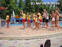 [P26] echipele de animatori de la piscina ralitsa 3 stele (acolo era toata distractia din complex pacat ca noi am descoperit cam tarziu acest lucru) » foto by adrian/
 - 
<span class="allrVoted glyphicon glyphicon-heart hidden" id="av11866"></span>
<a class="m-l-10 hidden" id="sv11866" onclick="voting_Foto_DelVot(,11866,978)" role="button">șterge vot <span class="glyphicon glyphicon-remove"></span></a>
<a id="v911866" class=" c-red"  onclick="voting_Foto_SetVot(11866)" role="button"><span class="glyphicon glyphicon-heart-empty"></span> <b>LIKE</b> = Votează poza</a> <img class="hidden"  id="f11866W9" src="/imagini/loader.gif" border="0" /><span class="AjErrMes hidden" id="e11866ErM"></span>