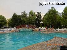 [P22] Piscina - seara. » foto by CristiS
 - 
<span class="allrVoted glyphicon glyphicon-heart hidden" id="av122429"></span>
<a class="m-l-10 hidden" id="sv122429" onclick="voting_Foto_DelVot(,122429,979)" role="button">șterge vot <span class="glyphicon glyphicon-remove"></span></a>
<a id="v9122429" class=" c-red"  onclick="voting_Foto_SetVot(122429)" role="button"><span class="glyphicon glyphicon-heart-empty"></span> <b>LIKE</b> = Votează poza</a> <img class="hidden"  id="f122429W9" src="/imagini/loader.gif" border="0" /><span class="AjErrMes hidden" id="e122429ErM"></span>
