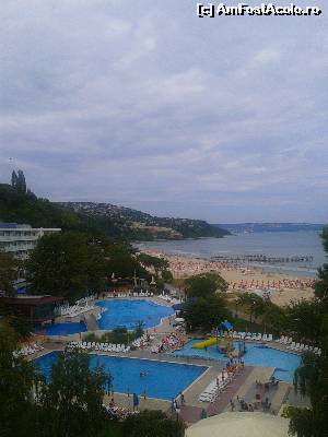 [P12] Vedere din hotel Kaliakra. Vremurile bune incep sa apara » foto by stefi16
 - 
<span class="allrVoted glyphicon glyphicon-heart hidden" id="av661046"></span>
<a class="m-l-10 hidden" id="sv661046" onclick="voting_Foto_DelVot(,661046,979)" role="button">șterge vot <span class="glyphicon glyphicon-remove"></span></a>
<a id="v9661046" class=" c-red"  onclick="voting_Foto_SetVot(661046)" role="button"><span class="glyphicon glyphicon-heart-empty"></span> <b>LIKE</b> = Votează poza</a> <img class="hidden"  id="f661046W9" src="/imagini/loader.gif" border="0" /><span class="AjErrMes hidden" id="e661046ErM"></span>