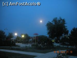[P34] luna plina din gradina hotelului Laguna » foto by artemisa24
 - 
<span class="allrVoted glyphicon glyphicon-heart hidden" id="av781918"></span>
<a class="m-l-10 hidden" id="sv781918" onclick="voting_Foto_DelVot(,781918,1042)" role="button">șterge vot <span class="glyphicon glyphicon-remove"></span></a>
<a id="v9781918" class=" c-red"  onclick="voting_Foto_SetVot(781918)" role="button"><span class="glyphicon glyphicon-heart-empty"></span> <b>LIKE</b> = Votează poza</a> <img class="hidden"  id="f781918W9" src="/imagini/loader.gif" border="0" /><span class="AjErrMes hidden" id="e781918ErM"></span>