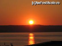 [P04] Rasarit din balconul camerei, cu putin zoom peste hotel kaliopa. » foto by armin
 - 
<span class="allrVoted glyphicon glyphicon-heart hidden" id="av94468"></span>
<a class="m-l-10 hidden" id="sv94468" onclick="voting_Foto_DelVot(,94468,1042)" role="button">șterge vot <span class="glyphicon glyphicon-remove"></span></a>
<a id="v994468" class=" c-red"  onclick="voting_Foto_SetVot(94468)" role="button"><span class="glyphicon glyphicon-heart-empty"></span> <b>LIKE</b> = Votează poza</a> <img class="hidden"  id="f94468W9" src="/imagini/loader.gif" border="0" /><span class="AjErrMes hidden" id="e94468ErM"></span>