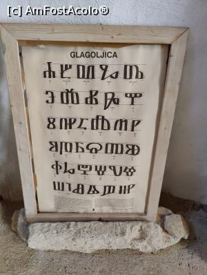 [P20] Alfabetul glagolitic (tăbliță expusă la intrarea în clopotniță) » foto by crismis
 - 
<span class="allrVoted glyphicon glyphicon-heart hidden" id="av1336095"></span>
<a class="m-l-10 hidden" id="sv1336095" onclick="voting_Foto_DelVot(,1336095,1056)" role="button">șterge vot <span class="glyphicon glyphicon-remove"></span></a>
<a id="v91336095" class=" c-red"  onclick="voting_Foto_SetVot(1336095)" role="button"><span class="glyphicon glyphicon-heart-empty"></span> <b>LIKE</b> = Votează poza</a> <img class="hidden"  id="f1336095W9" src="/imagini/loader.gif" border="0" /><span class="AjErrMes hidden" id="e1336095ErM"></span>