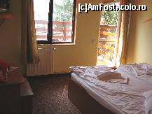 [P04] Camera, micuta dar primitoare » foto by amalyca
 - 
<span class="allrVoted glyphicon glyphicon-heart hidden" id="av138076"></span>
<a class="m-l-10 hidden" id="sv138076" onclick="voting_Foto_DelVot(,138076,1079)" role="button">șterge vot <span class="glyphicon glyphicon-remove"></span></a>
<a id="v9138076" class=" c-red"  onclick="voting_Foto_SetVot(138076)" role="button"><span class="glyphicon glyphicon-heart-empty"></span> <b>LIKE</b> = Votează poza</a> <img class="hidden"  id="f138076W9" src="/imagini/loader.gif" border="0" /><span class="AjErrMes hidden" id="e138076ErM"></span>