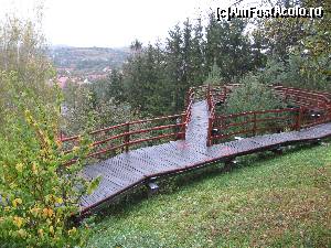 [P33] Pista pentru alergare - cu o vedere de vis » foto by bullterier
 - 
<span class="allrVoted glyphicon glyphicon-heart hidden" id="av572012"></span>
<a class="m-l-10 hidden" id="sv572012" onclick="voting_Foto_DelVot(,572012,1079)" role="button">șterge vot <span class="glyphicon glyphicon-remove"></span></a>
<a id="v9572012" class=" c-red"  onclick="voting_Foto_SetVot(572012)" role="button"><span class="glyphicon glyphicon-heart-empty"></span> <b>LIKE</b> = Votează poza</a> <img class="hidden"  id="f572012W9" src="/imagini/loader.gif" border="0" /><span class="AjErrMes hidden" id="e572012ErM"></span>