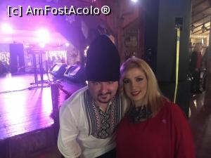 [P03] Cu solistul de la ROMANIA » foto by Stoiean
 - 
<span class="allrVoted glyphicon glyphicon-heart hidden" id="av934057"></span>
<a class="m-l-10 hidden" id="sv934057" onclick="voting_Foto_DelVot(,934057,1079)" role="button">șterge vot <span class="glyphicon glyphicon-remove"></span></a>
<a id="v9934057" class=" c-red"  onclick="voting_Foto_SetVot(934057)" role="button"><span class="glyphicon glyphicon-heart-empty"></span> <b>LIKE</b> = Votează poza</a> <img class="hidden"  id="f934057W9" src="/imagini/loader.gif" border="0" /><span class="AjErrMes hidden" id="e934057ErM"></span>