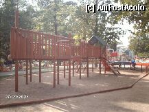 [P07] lângă piscina copiilor, am descoperit acuma multe locuri de joacă precum cel din poză » foto by tm67bru
 - 
<span class="allrVoted glyphicon glyphicon-heart hidden" id="av3841"></span>
<a class="m-l-10 hidden" id="sv3841" onclick="voting_Foto_DelVot(,3841,1084)" role="button">șterge vot <span class="glyphicon glyphicon-remove"></span></a>
<a id="v93841" class=" c-red"  onclick="voting_Foto_SetVot(3841)" role="button"><span class="glyphicon glyphicon-heart-empty"></span> <b>LIKE</b> = Votează poza</a> <img class="hidden"  id="f3841W9" src="/imagini/loader.gif" border="0" /><span class="AjErrMes hidden" id="e3841ErM"></span>