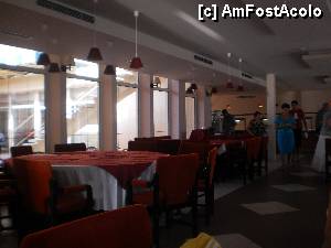 [P05] restaurantul in interior » foto by alex_iasi
 - 
<span class="allrVoted glyphicon glyphicon-heart hidden" id="av470738"></span>
<a class="m-l-10 hidden" id="sv470738" onclick="voting_Foto_DelVot(,470738,1091)" role="button">șterge vot <span class="glyphicon glyphicon-remove"></span></a>
<a id="v9470738" class=" c-red"  onclick="voting_Foto_SetVot(470738)" role="button"><span class="glyphicon glyphicon-heart-empty"></span> <b>LIKE</b> = Votează poza</a> <img class="hidden"  id="f470738W9" src="/imagini/loader.gif" border="0" /><span class="AjErrMes hidden" id="e470738ErM"></span>