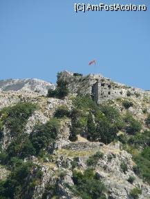 [P11] Cetatea Kotor » foto by letalica*
 - 
<span class="allrVoted glyphicon glyphicon-heart hidden" id="av13512"></span>
<a class="m-l-10 hidden" id="sv13512" onclick="voting_Foto_DelVot(,13512,1103)" role="button">șterge vot <span class="glyphicon glyphicon-remove"></span></a>
<a id="v913512" class=" c-red"  onclick="voting_Foto_SetVot(13512)" role="button"><span class="glyphicon glyphicon-heart-empty"></span> <b>LIKE</b> = Votează poza</a> <img class="hidden"  id="f13512W9" src="/imagini/loader.gif" border="0" /><span class="AjErrMes hidden" id="e13512ErM"></span>