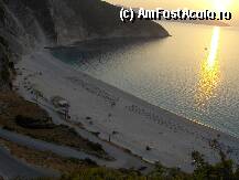 [P03] Myrtos Beach la apus de soare » foto by camali
 - 
<span class="allrVoted glyphicon glyphicon-heart hidden" id="av10986"></span>
<a class="m-l-10 hidden" id="sv10986" onclick="voting_Foto_DelVot(,10986,1121)" role="button">șterge vot <span class="glyphicon glyphicon-remove"></span></a>
<a id="v910986" class=" c-red"  onclick="voting_Foto_SetVot(10986)" role="button"><span class="glyphicon glyphicon-heart-empty"></span> <b>LIKE</b> = Votează poza</a> <img class="hidden"  id="f10986W9" src="/imagini/loader.gif" border="0" /><span class="AjErrMes hidden" id="e10986ErM"></span>