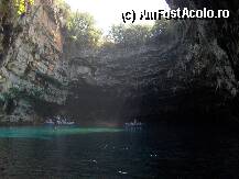 [P06] Melissani Lake » foto by camali
 - 
<span class="allrVoted glyphicon glyphicon-heart hidden" id="av10989"></span>
<a class="m-l-10 hidden" id="sv10989" onclick="voting_Foto_DelVot(,10989,1121)" role="button">șterge vot <span class="glyphicon glyphicon-remove"></span></a>
<a id="v910989" class=" c-red"  onclick="voting_Foto_SetVot(10989)" role="button"><span class="glyphicon glyphicon-heart-empty"></span> <b>LIKE</b> = Votează poza</a> <img class="hidden"  id="f10989W9" src="/imagini/loader.gif" border="0" /><span class="AjErrMes hidden" id="e10989ErM"></span>