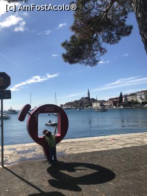 [P01] Rovinj, Eufemia și copiii » foto by krisstinna
 - 
<span class="allrVoted glyphicon glyphicon-heart hidden" id="av1037319"></span>
<a class="m-l-10 hidden" id="sv1037319" onclick="voting_Foto_DelVot(,1037319,1168)" role="button">șterge vot <span class="glyphicon glyphicon-remove"></span></a>
<a id="v91037319" class=" c-red"  onclick="voting_Foto_SetVot(1037319)" role="button"><span class="glyphicon glyphicon-heart-empty"></span> <b>LIKE</b> = Votează poza</a> <img class="hidden"  id="f1037319W9" src="/imagini/loader.gif" border="0" /><span class="AjErrMes hidden" id="e1037319ErM"></span>