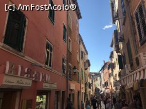 [P13] Culoare în Rovinj » foto by krisstinna
 - 
<span class="allrVoted glyphicon glyphicon-heart hidden" id="av1037331"></span>
<a class="m-l-10 hidden" id="sv1037331" onclick="voting_Foto_DelVot(,1037331,1168)" role="button">șterge vot <span class="glyphicon glyphicon-remove"></span></a>
<a id="v91037331" class=" c-red"  onclick="voting_Foto_SetVot(1037331)" role="button"><span class="glyphicon glyphicon-heart-empty"></span> <b>LIKE</b> = Votează poza</a> <img class="hidden"  id="f1037331W9" src="/imagini/loader.gif" border="0" /><span class="AjErrMes hidden" id="e1037331ErM"></span>