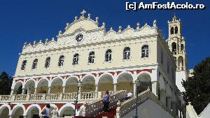 [P63] Celebra biserica Panagia Evangelistria din insula Tinos, loc de pelerinaj pentru crestinii ortodocsi » foto by zuftim
 - 
<span class="allrVoted glyphicon glyphicon-heart hidden" id="av534363"></span>
<a class="m-l-10 hidden" id="sv534363" onclick="voting_Foto_DelVot(,534363,1176)" role="button">șterge vot <span class="glyphicon glyphicon-remove"></span></a>
<a id="v9534363" class=" c-red"  onclick="voting_Foto_SetVot(534363)" role="button"><span class="glyphicon glyphicon-heart-empty"></span> <b>LIKE</b> = Votează poza</a> <img class="hidden"  id="f534363W9" src="/imagini/loader.gif" border="0" /><span class="AjErrMes hidden" id="e534363ErM"></span>