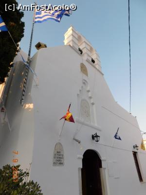 [P13] Biserica Agios Georgios, vecină cu Tria Pigadia » foto by irinad
 - 
<span class="allrVoted glyphicon glyphicon-heart hidden" id="av1268539"></span>
<a class="m-l-10 hidden" id="sv1268539" onclick="voting_Foto_DelVot(,1268539,1176)" role="button">șterge vot <span class="glyphicon glyphicon-remove"></span></a>
<a id="v91268539" class=" c-red"  onclick="voting_Foto_SetVot(1268539)" role="button"><span class="glyphicon glyphicon-heart-empty"></span> <b>LIKE</b> = Votează poza</a> <img class="hidden"  id="f1268539W9" src="/imagini/loader.gif" border="0" /><span class="AjErrMes hidden" id="e1268539ErM"></span>