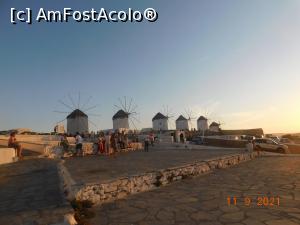 [P02] Morile de Vânt, un simbol al capitalei insulei Mykonos » foto by irinad
 - 
<span class="allrVoted glyphicon glyphicon-heart hidden" id="av1268528"></span>
<a class="m-l-10 hidden" id="sv1268528" onclick="voting_Foto_DelVot(,1268528,1176)" role="button">șterge vot <span class="glyphicon glyphicon-remove"></span></a>
<a id="v91268528" class=" c-red"  onclick="voting_Foto_SetVot(1268528)" role="button"><span class="glyphicon glyphicon-heart-empty"></span> <b>LIKE</b> = Votează poza</a> <img class="hidden"  id="f1268528W9" src="/imagini/loader.gif" border="0" /><span class="AjErrMes hidden" id="e1268528ErM"></span>