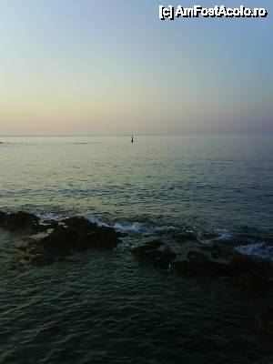 [P11] Marea Egee vazuta de pe plaja Perissa.  » foto by octaviansz
 - 
<span class="allrVoted glyphicon glyphicon-heart hidden" id="av411512"></span>
<a class="m-l-10 hidden" id="sv411512" onclick="voting_Foto_DelVot(,411512,1177)" role="button">șterge vot <span class="glyphicon glyphicon-remove"></span></a>
<a id="v9411512" class=" c-red"  onclick="voting_Foto_SetVot(411512)" role="button"><span class="glyphicon glyphicon-heart-empty"></span> <b>LIKE</b> = Votează poza</a> <img class="hidden"  id="f411512W9" src="/imagini/loader.gif" border="0" /><span class="AjErrMes hidden" id="e411512ErM"></span>