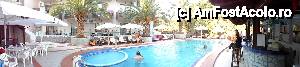 [P02] poza panoramica piscina hotel + bar si bungalowuri » foto by gabi.77
 - 
<span class="allrVoted glyphicon glyphicon-heart hidden" id="av468154"></span>
<a class="m-l-10 hidden" id="sv468154" onclick="voting_Foto_DelVot(,468154,1196)" role="button">șterge vot <span class="glyphicon glyphicon-remove"></span></a>
<a id="v9468154" class=" c-red"  onclick="voting_Foto_SetVot(468154)" role="button"><span class="glyphicon glyphicon-heart-empty"></span> <b>LIKE</b> = Votează poza</a> <img class="hidden"  id="f468154W9" src="/imagini/loader.gif" border="0" /><span class="AjErrMes hidden" id="e468154ErM"></span>