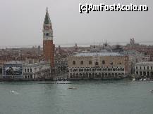 [P10] vedere din san giorgio maggiore » foto by papone
 - 
<span class="allrVoted glyphicon glyphicon-heart hidden" id="av494416"></span>
<a class="m-l-10 hidden" id="sv494416" onclick="voting_Foto_DelVot(,494416,1229)" role="button">șterge vot <span class="glyphicon glyphicon-remove"></span></a>
<a id="v9494416" class=" c-red"  onclick="voting_Foto_SetVot(494416)" role="button"><span class="glyphicon glyphicon-heart-empty"></span> <b>LIKE</b> = Votează poza</a> <img class="hidden"  id="f494416W9" src="/imagini/loader.gif" border="0" /><span class="AjErrMes hidden" id="e494416ErM"></span>
