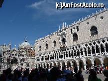 [P08] Palatul Dogilor si Basilica din San Marco » foto by cora87
 - 
<span class="allrVoted glyphicon glyphicon-heart hidden" id="av351804"></span>
<a class="m-l-10 hidden" id="sv351804" onclick="voting_Foto_DelVot(,351804,1229)" role="button">șterge vot <span class="glyphicon glyphicon-remove"></span></a>
<a id="v9351804" class=" c-red"  onclick="voting_Foto_SetVot(351804)" role="button"><span class="glyphicon glyphicon-heart-empty"></span> <b>LIKE</b> = Votează poza</a> <img class="hidden"  id="f351804W9" src="/imagini/loader.gif" border="0" /><span class="AjErrMes hidden" id="e351804ErM"></span>