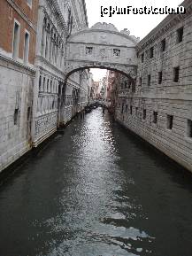 [P26] Italia - Venetia - Rio di Palazzo si Puntea Suspinelo » foto by Diaura*
 - 
<span class="allrVoted glyphicon glyphicon-heart hidden" id="av373646"></span>
<a class="m-l-10 hidden" id="sv373646" onclick="voting_Foto_DelVot(,373646,1229)" role="button">șterge vot <span class="glyphicon glyphicon-remove"></span></a>
<a id="v9373646" class=" c-red"  onclick="voting_Foto_SetVot(373646)" role="button"><span class="glyphicon glyphicon-heart-empty"></span> <b>LIKE</b> = Votează poza</a> <img class="hidden"  id="f373646W9" src="/imagini/loader.gif" border="0" /><span class="AjErrMes hidden" id="e373646ErM"></span>